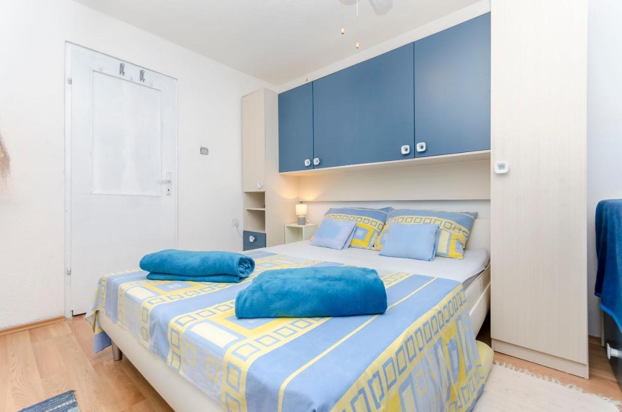 Apartment Branislava Rogoznica  Exteriör bild