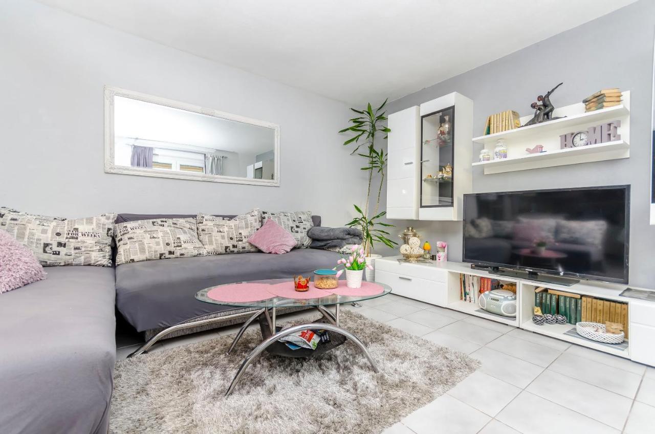 Apartment Branislava Rogoznica  Exteriör bild